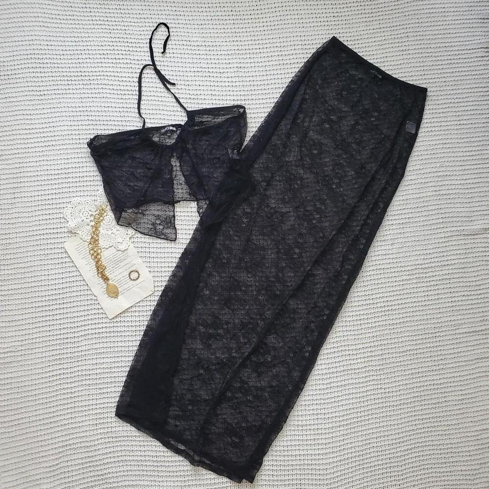 Fashion nova 2 piece lace skirt and top set